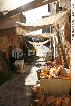奇維塔中世紀市場 6849530