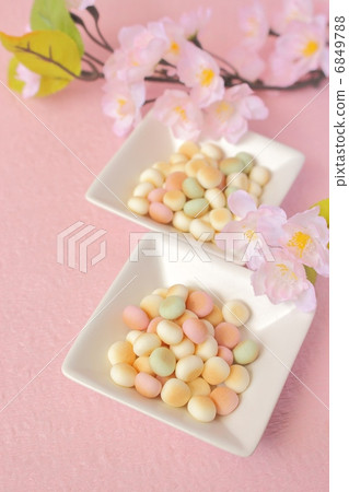 Sweets of Hina Festival Sweets of Hina Festival 6849788