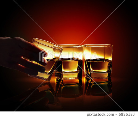 Three glasses of whiskey 6856183
