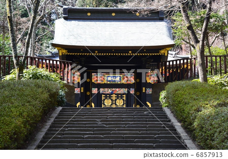 Genson的Ness Bell Genson的Ness Bell 6857913