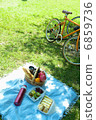 Picnic at the park 6859736