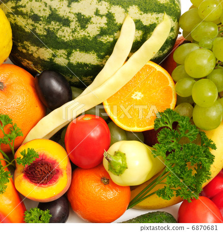 fruits and vegetables 6870681