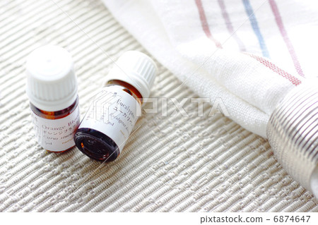 精油 煉油 必不可少 6874647