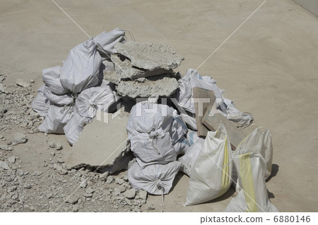 工業廢物 6880146