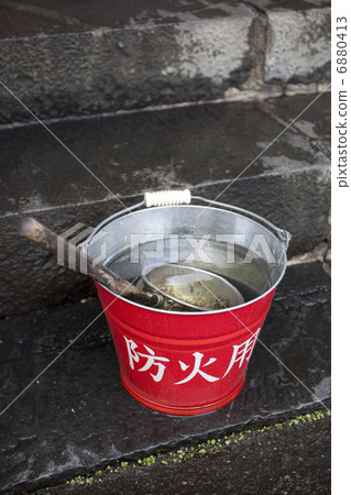 Fire protection water 6880413