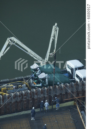 Bomb driving of pump car Bomb driving of pump car 6880917