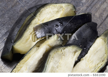 To make water To make water 6881090