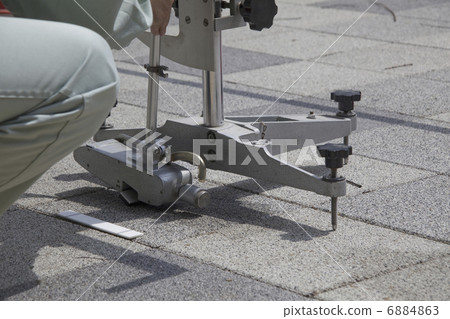 Measurement of slide resistance of sidewalk 6884863