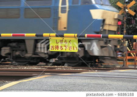 Railroad crossing 6886188