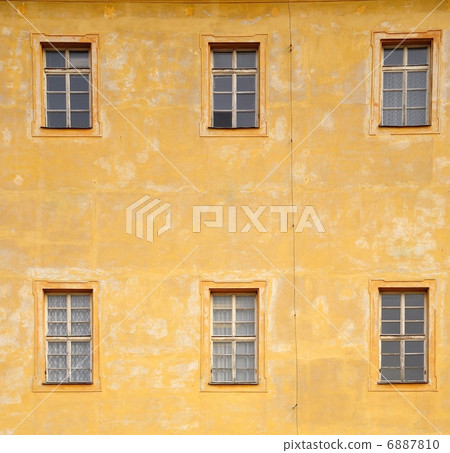 Wall with windows 6887810
