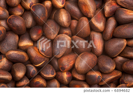 pine nuts 6894682