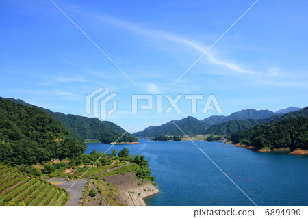 Lake Miyagase, Aiko District, Kanagawa Prefecture Lake Miyagase, Aiko District, Kanagawa Prefecture 6894990