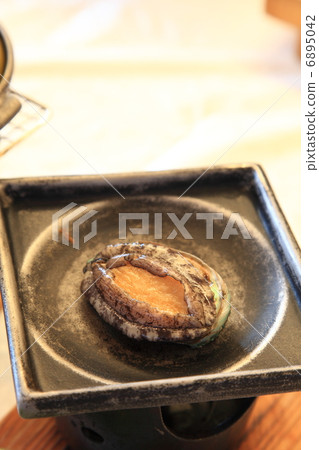 Abalone dance grill 6895042