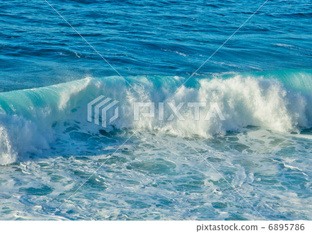 crushing wave crushing wave 6895786