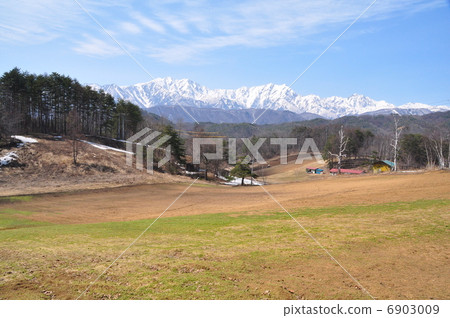 Nakayama高原在早春 Nakayama高原在早春 6903009