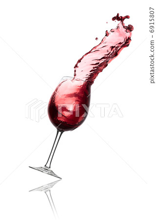 red wine splash 6915807