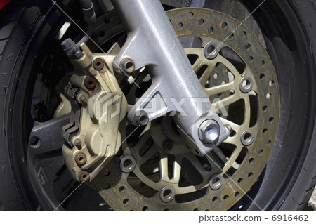 Rusted disc brake on motorcycle 6916462