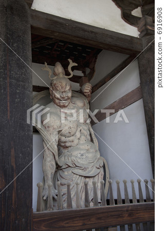 法隆寺和服風格雕像 6916908