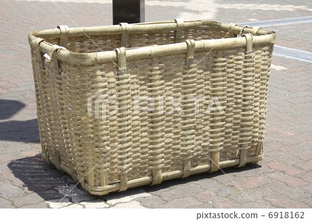 Bamboo knitted waste basket Bamboo knitted waste basket 6918162