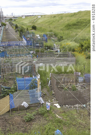 Home garden 6918288