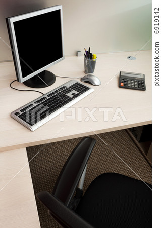 modern computer 6919142