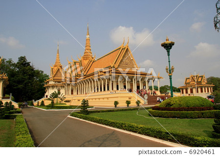The royal palace of Phnom Penh 6920461