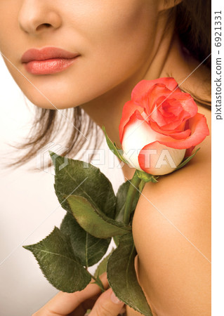 Woman with colorful flowers 6921331