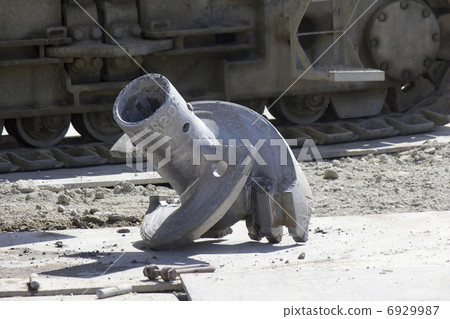 Pile driving drill blade at civil engineering site Pile driving drill blade at civil engineering site 6929987
