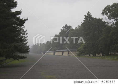 Kiri-gyoen of drizzle 6930557