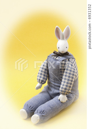 Chinese zodiac rabbit craft doll 6931352