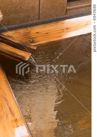 Hot spring Hot spring 6943686
