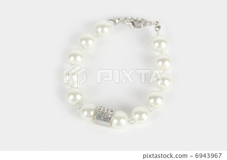 Pearl bracelet 6943967