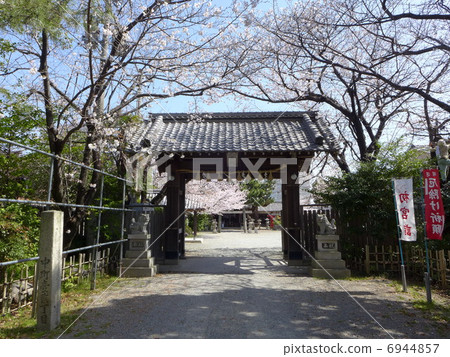 八雲神社（三重縣松阪市）·三門門 6944857