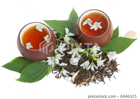 Jasmine tea 6946325