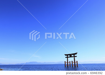 鳥居湖上 6946392