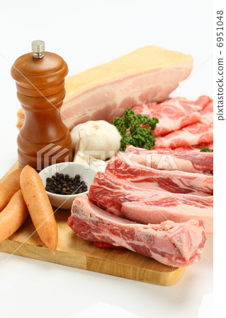 Various pork 6951048