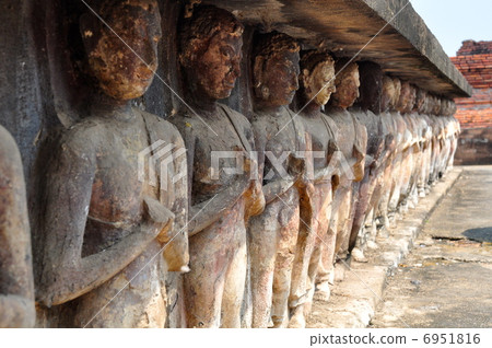 Sukhothai World Heritage Site Wat Mahathat 6951816