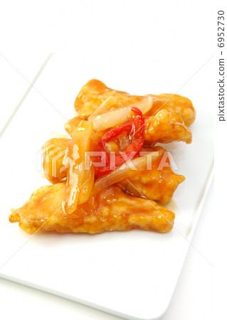 Delicious white fish's sweet vinegar sauce 6952730