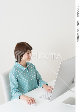 設計師 6953129