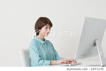 設計師 6953136