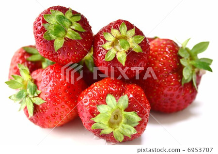 Strawberries or strawberries 6953707