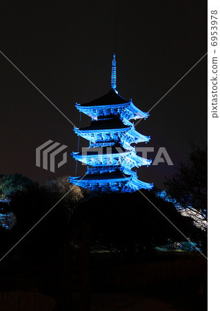 图库照片: 备中国分寺 五重塔 照亮