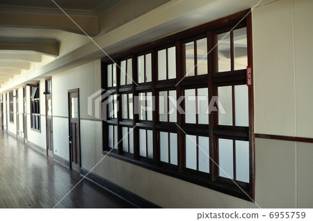 豐鄉小學 豐鄉小學 6955759