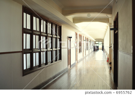 Toyosato Elementary School 6955762