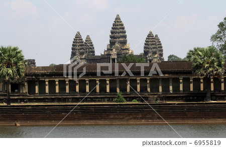 Angkor Wat  6955819