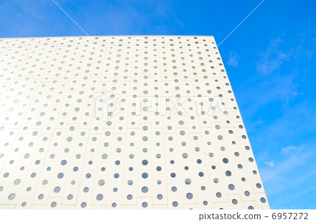 Kanazawa Umi Mirai Library/Daytime exterior [side] 6957272