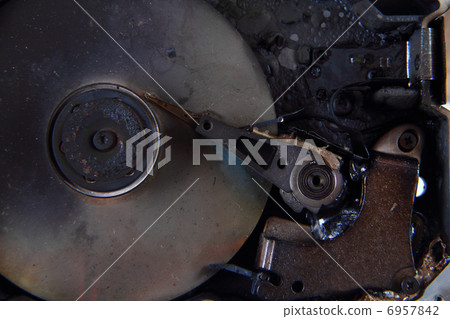 damaged harddrive (all data deleted) damaged harddrive (all data deleted) 6957842