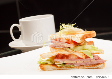 tasty sandwiches 6958028