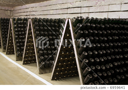 Champagne Winery 6959641