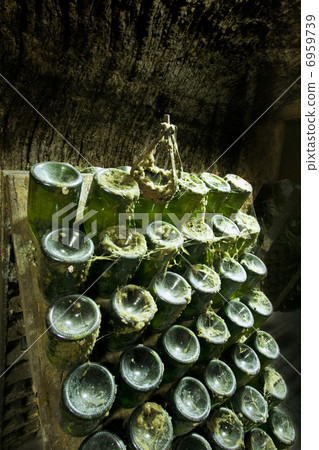 Champagne Winery 6959739